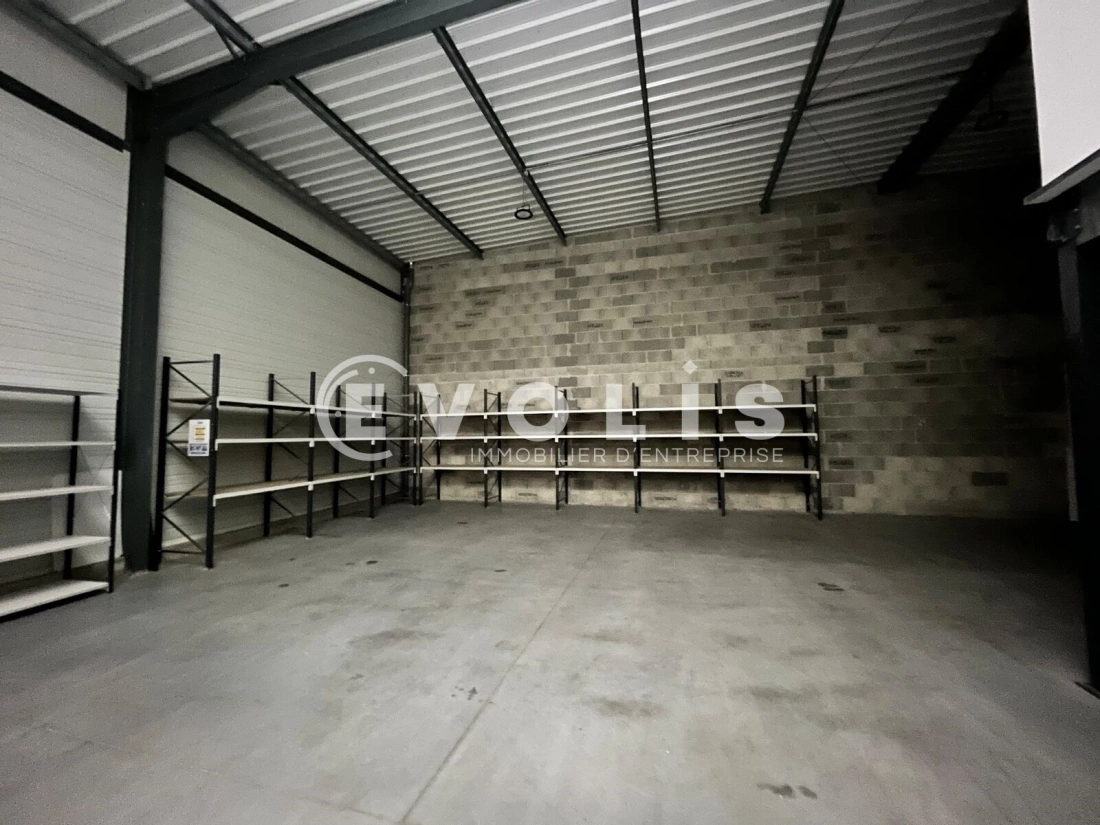 Photo 4 – location Entrepôts / activités	VILLENAVE D'ORNON (33140)