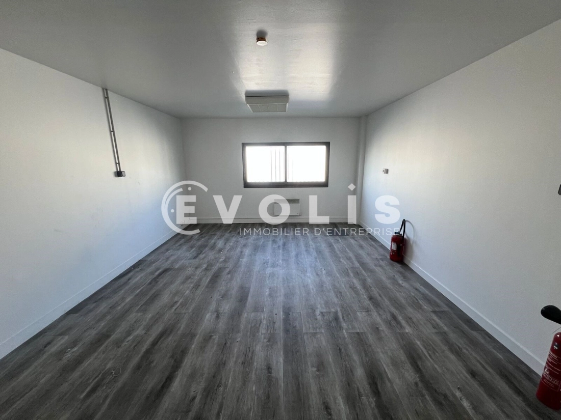 Photo 3 – location bureaux	COMBS LA VILLE (77380)