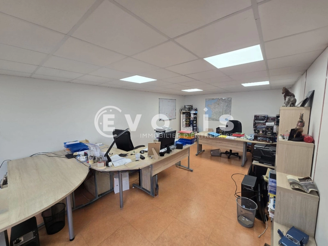 Photo 2 – location bureaux	ETRECHY (91580)