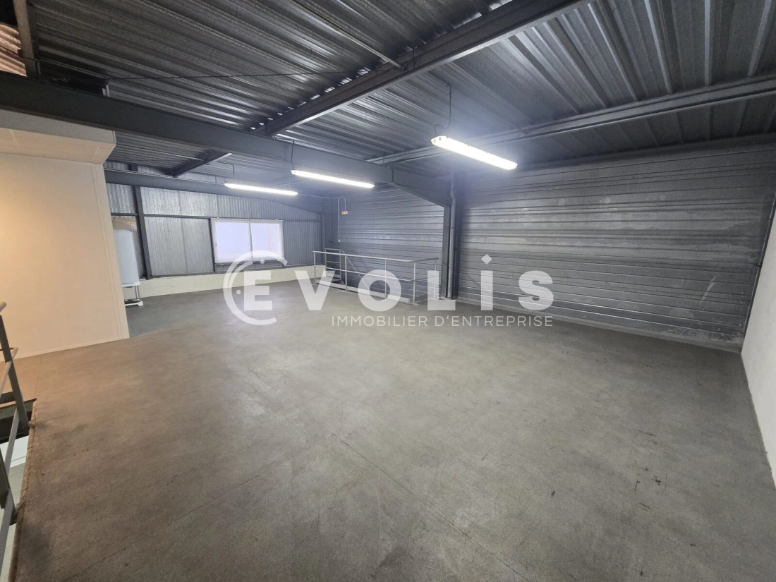 Photo 4 – vente Entrepôts / activités	MORSANG SUR ORGE (91390)