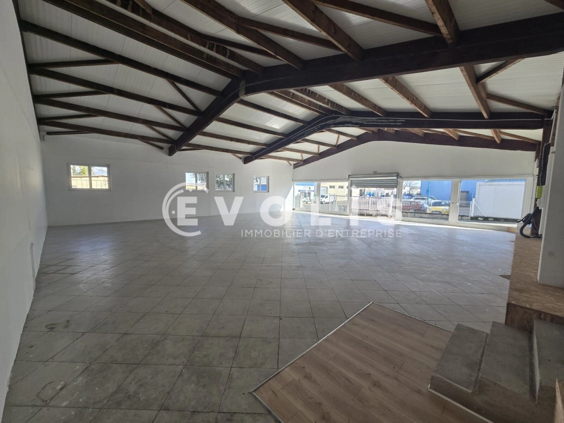Photo 2 – location Entrepôts / activités	ETAMPES (91150)