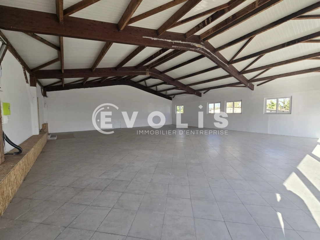 Photo 4 – location Entrepôts / activités	ETAMPES (91150)