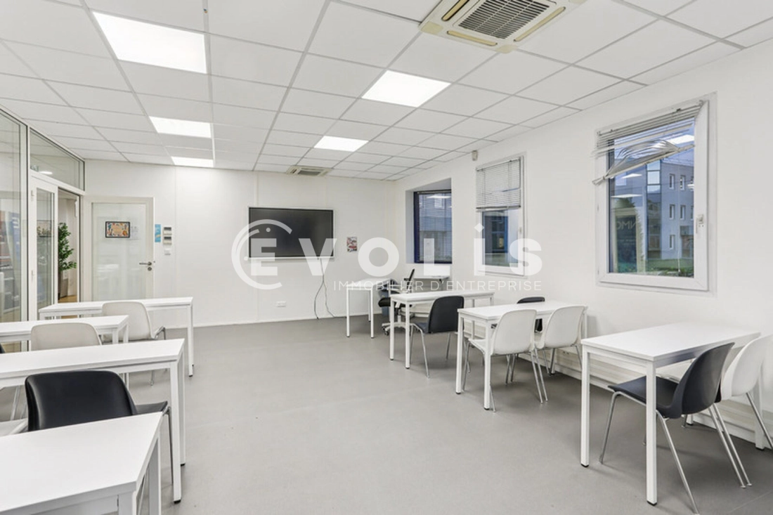Photo 8 – location bureaux	LYON (69007)
