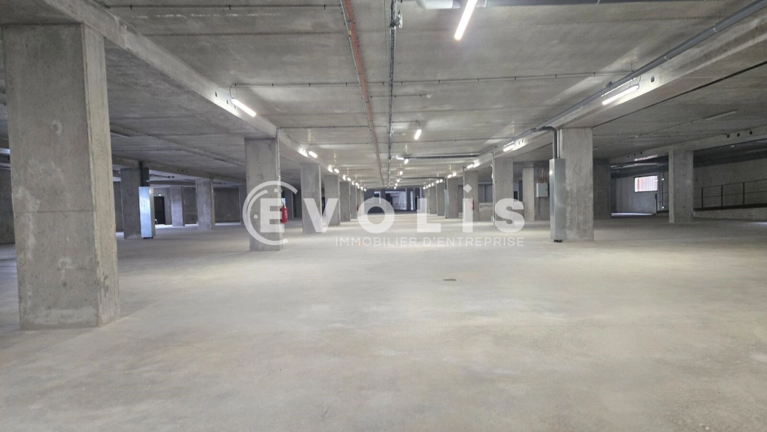 Photo 3 – location Entrepôts / activités	IVRY SUR SEINE (94200)