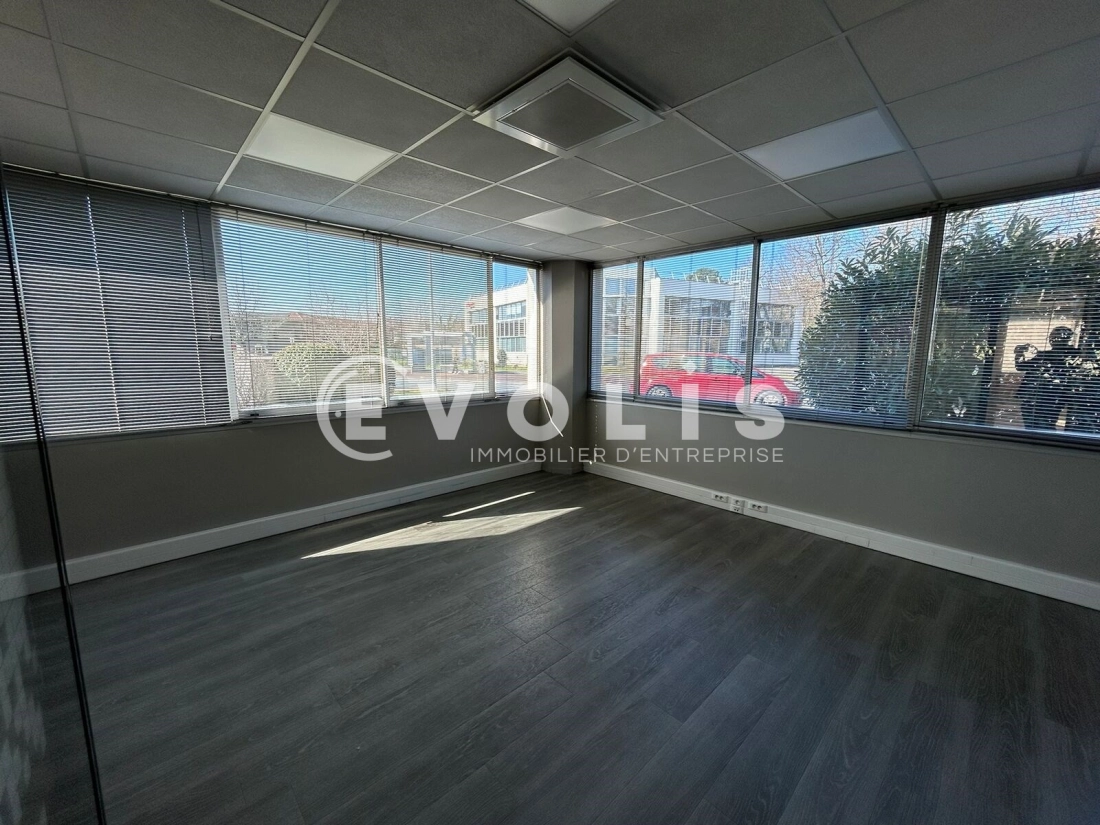 Photo 7 – location bureaux	MERIGNAC (33700)