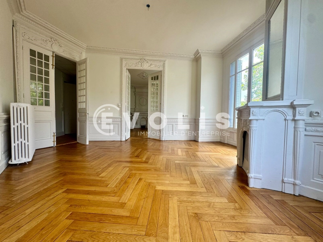 Photo 8 – location bureaux	LYON (69007)