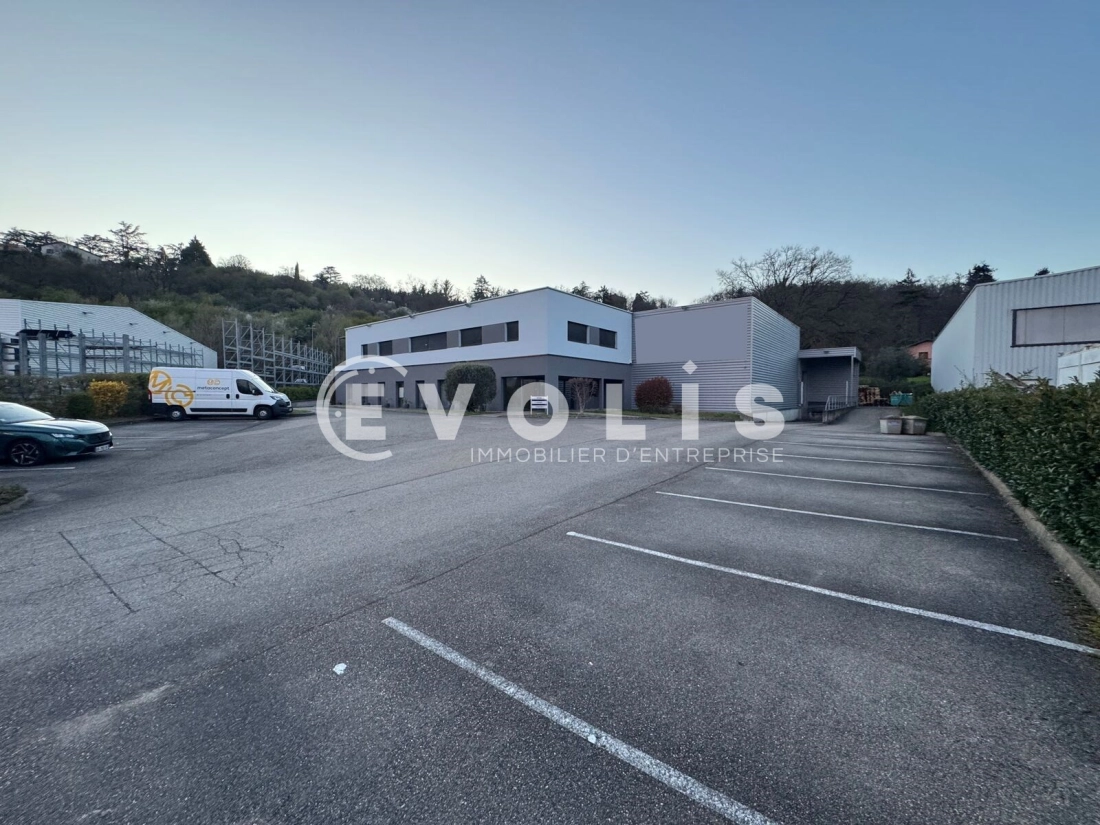 Photo 4 – location Entrepôts / activités	CHAPONOST (69630)