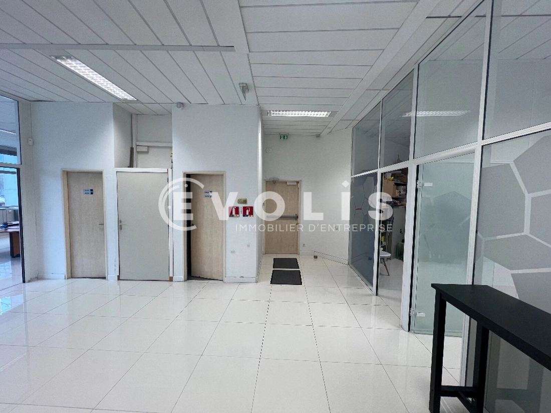 Photo 3 – vente bureaux	NOISY LE GRAND (93160)
