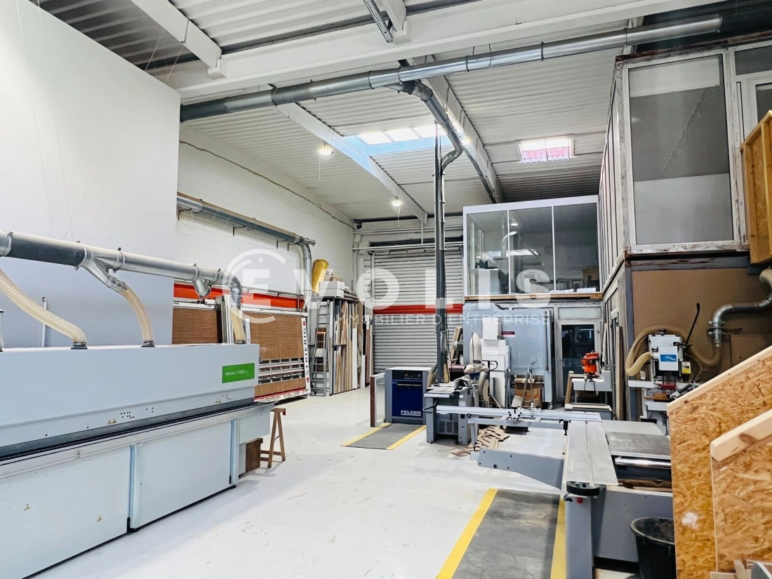 Photo 3 – vente Entrepôts / activités	TORCY (77200)