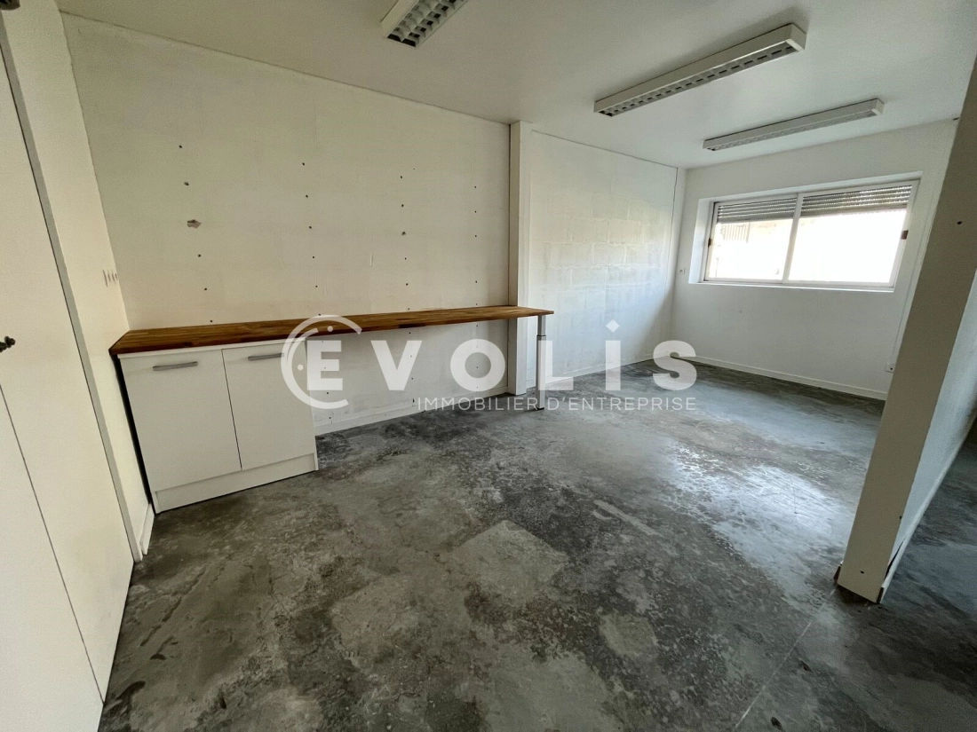 Photo 9 – location bureaux	LE HAILLAN (33185)