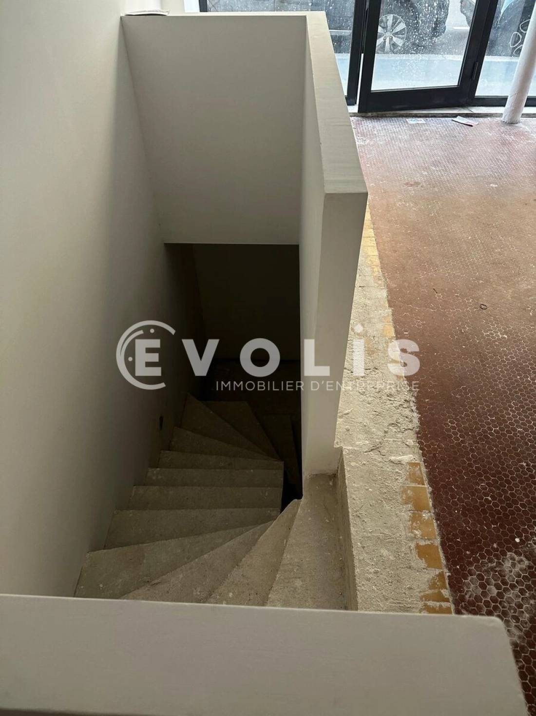 Photo 4 – location Locaux commerciaux	PARIS (75012)