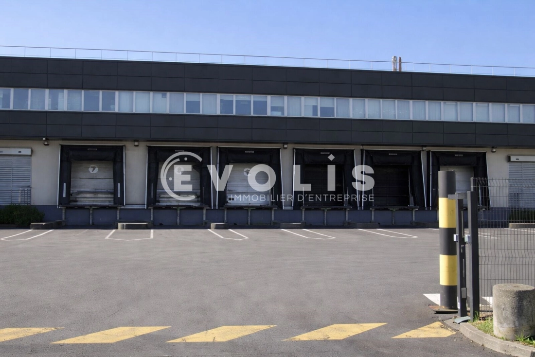 Photo 1 – location Entrepôts / activités	ORLY (94310)