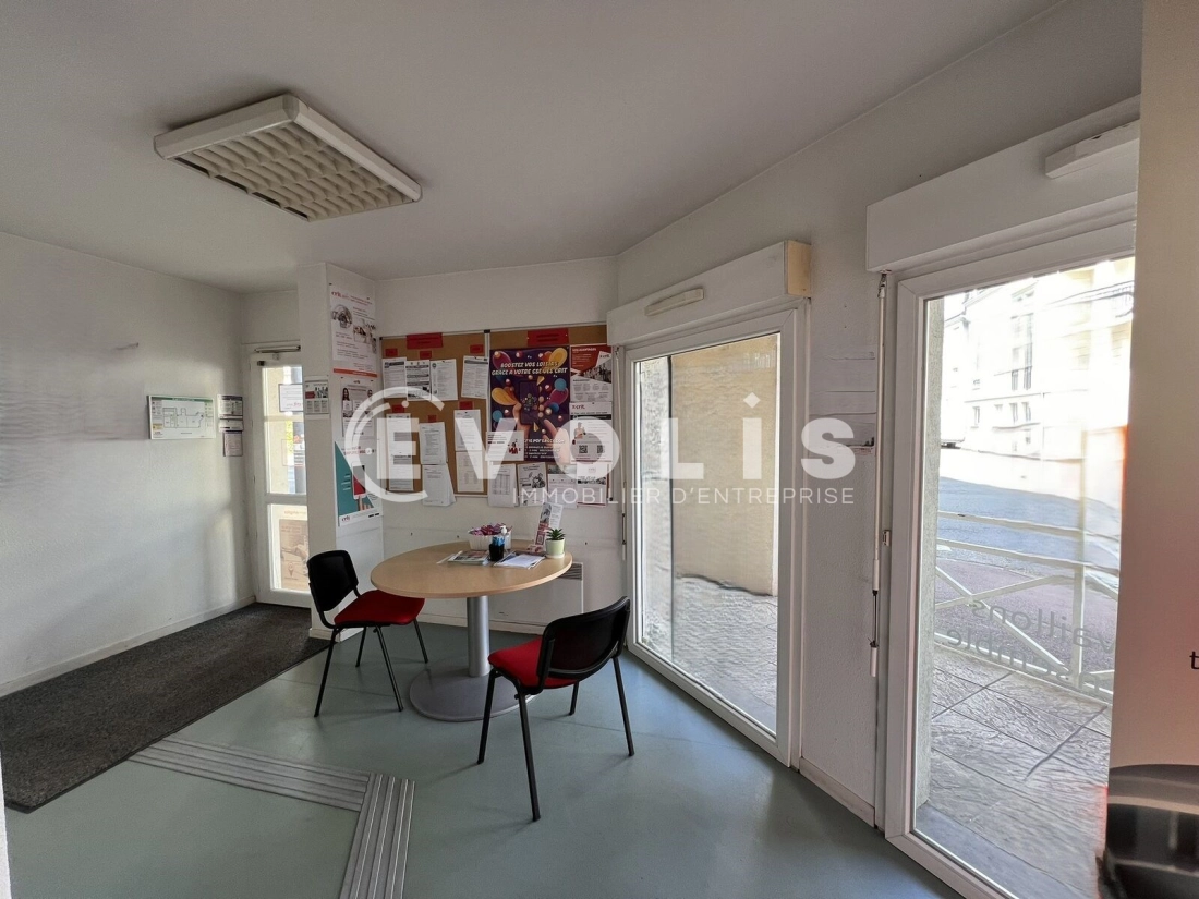 Photo 1 – location bureaux	MERIGNAC (33700)