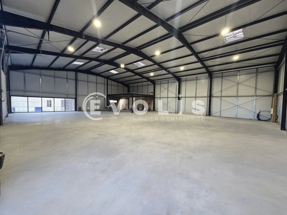 Photo 2 – location Entrepôts / activités	ARPAJON (91290)