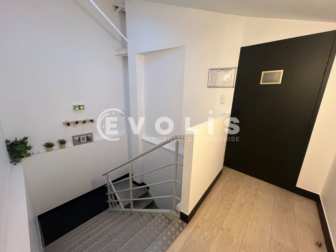 Photo 9 – location bureaux	SAINT MAUR DES FOSSES (94100)