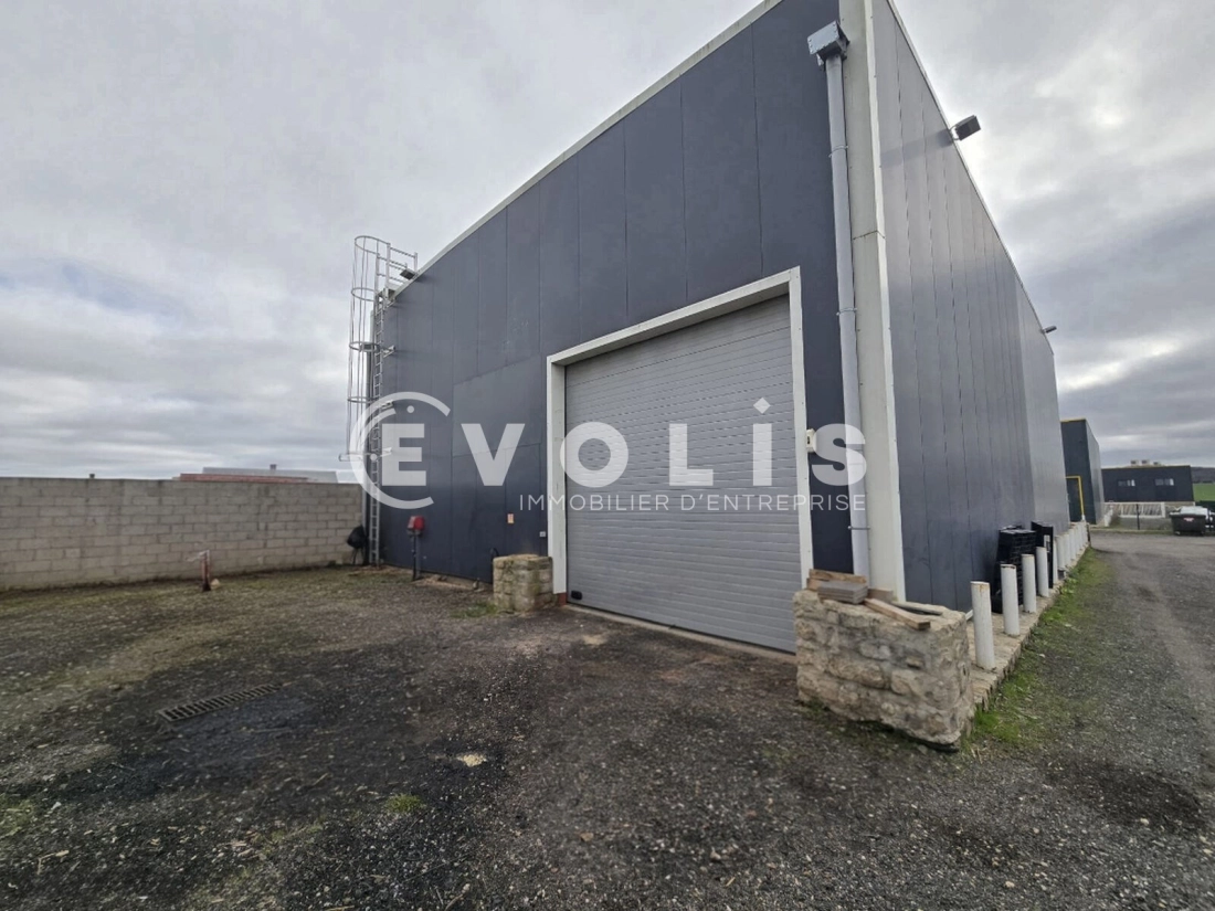 Photo 2 – location Entrepôts / activités	EGLY (91520)