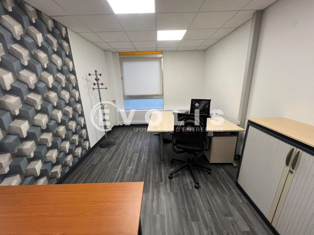 Photo 8 – location Entrepôts / activités	CROISSY BEAUBOURG (77183)