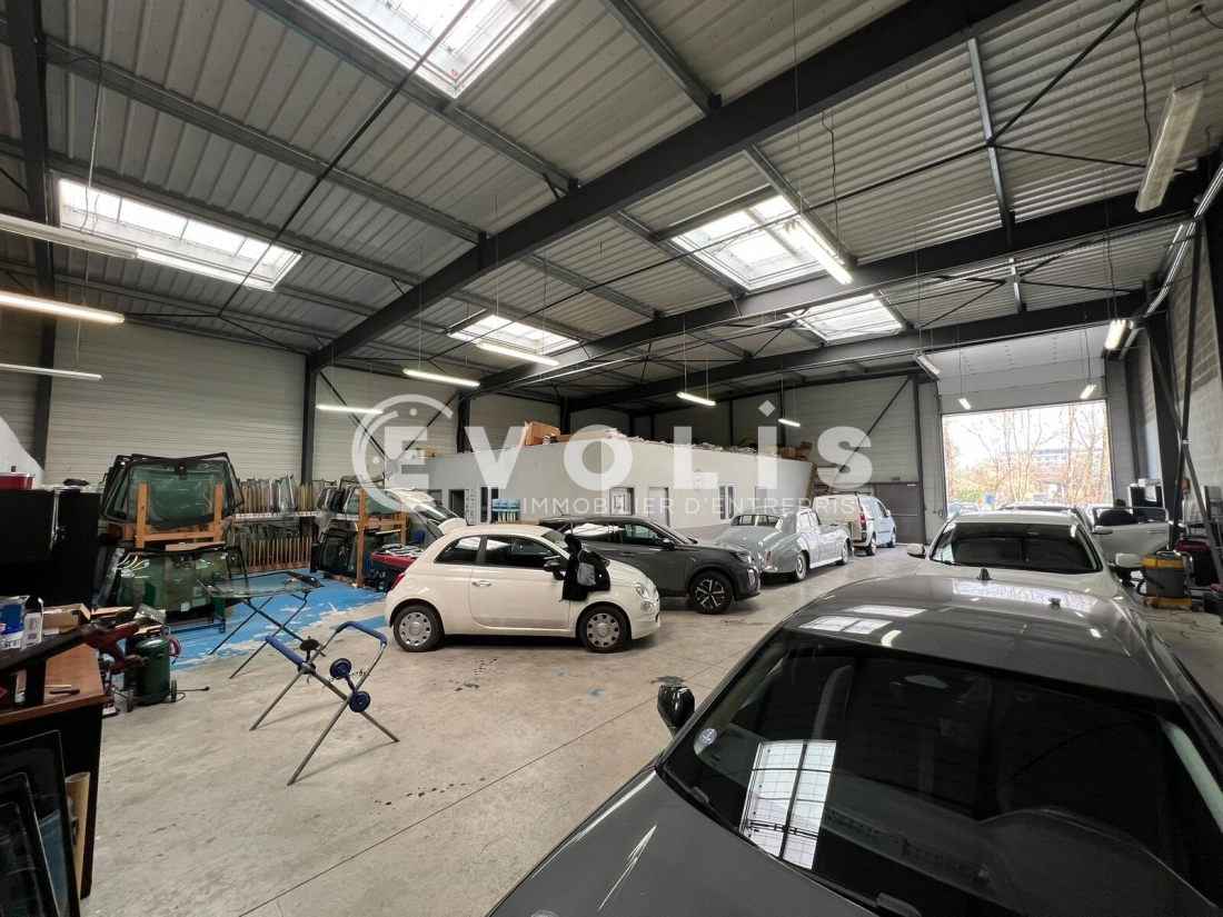 Photo 6 – location Entrepôts / activités	BOURGOIN JALLIEU (38300)