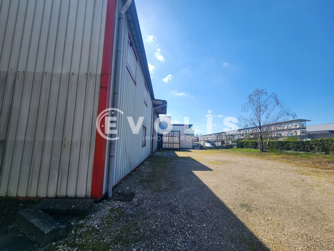Photo 5 – vente Entrepôts / activités	VILLEURBANNE (69100)