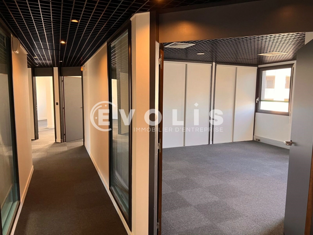 Photo 3 – location bureaux	LYON (69009)