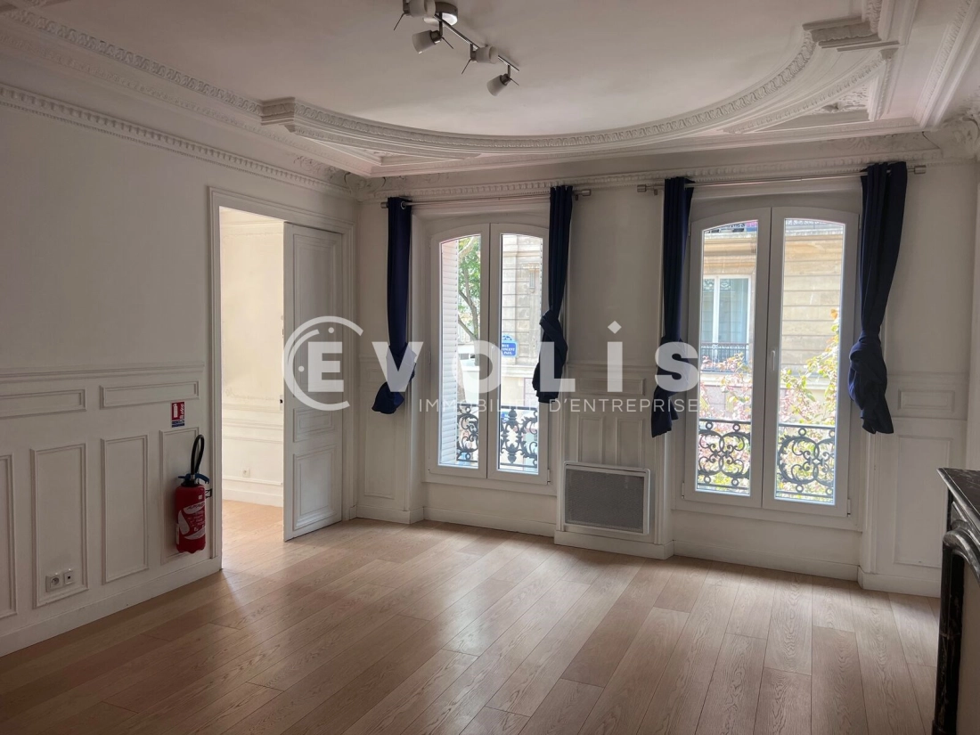 Photo 4 – location bureaux	PARIS (75010)