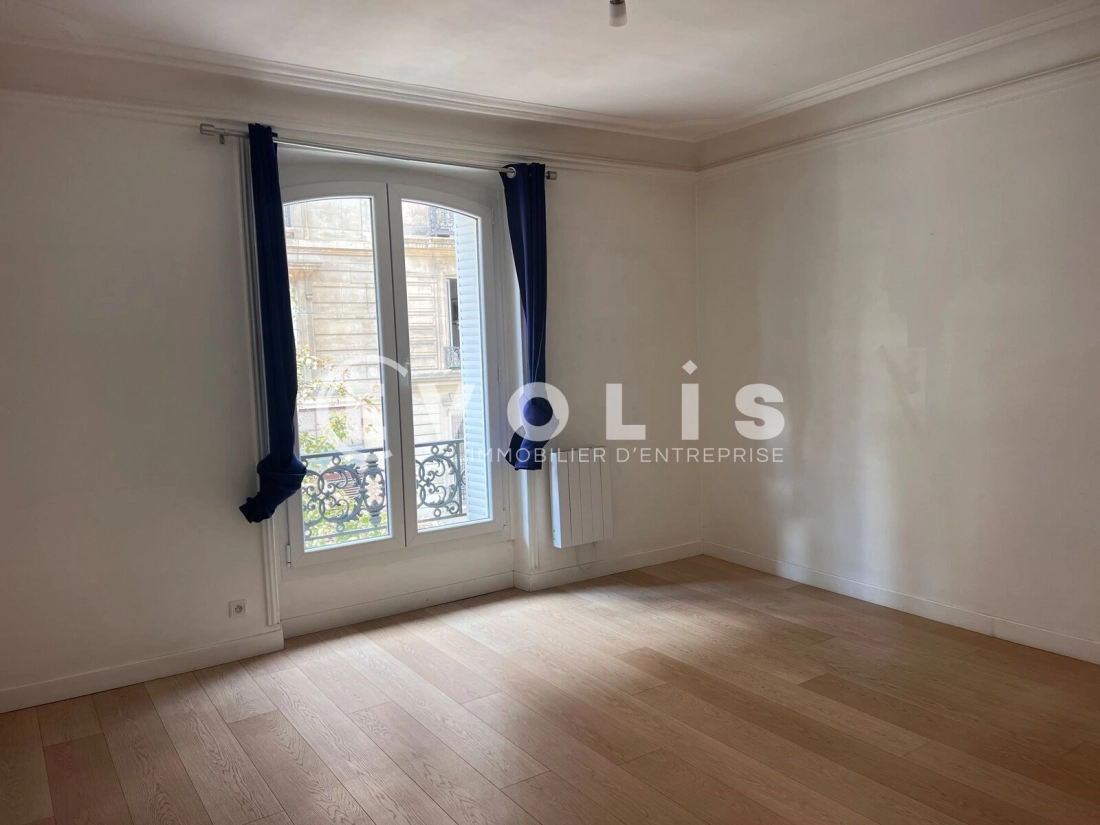 Photo 5 – location bureaux	PARIS (75010)