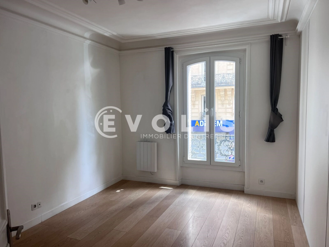 Photo 8 – location bureaux	PARIS (75010)