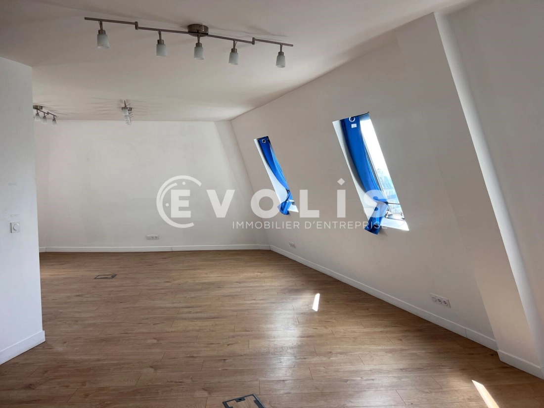 Photo 10 – location bureaux	PARIS (75010)