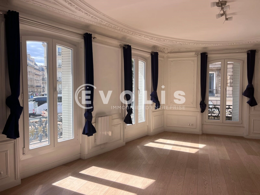 Photo 1 – location bureaux	PARIS (75010)