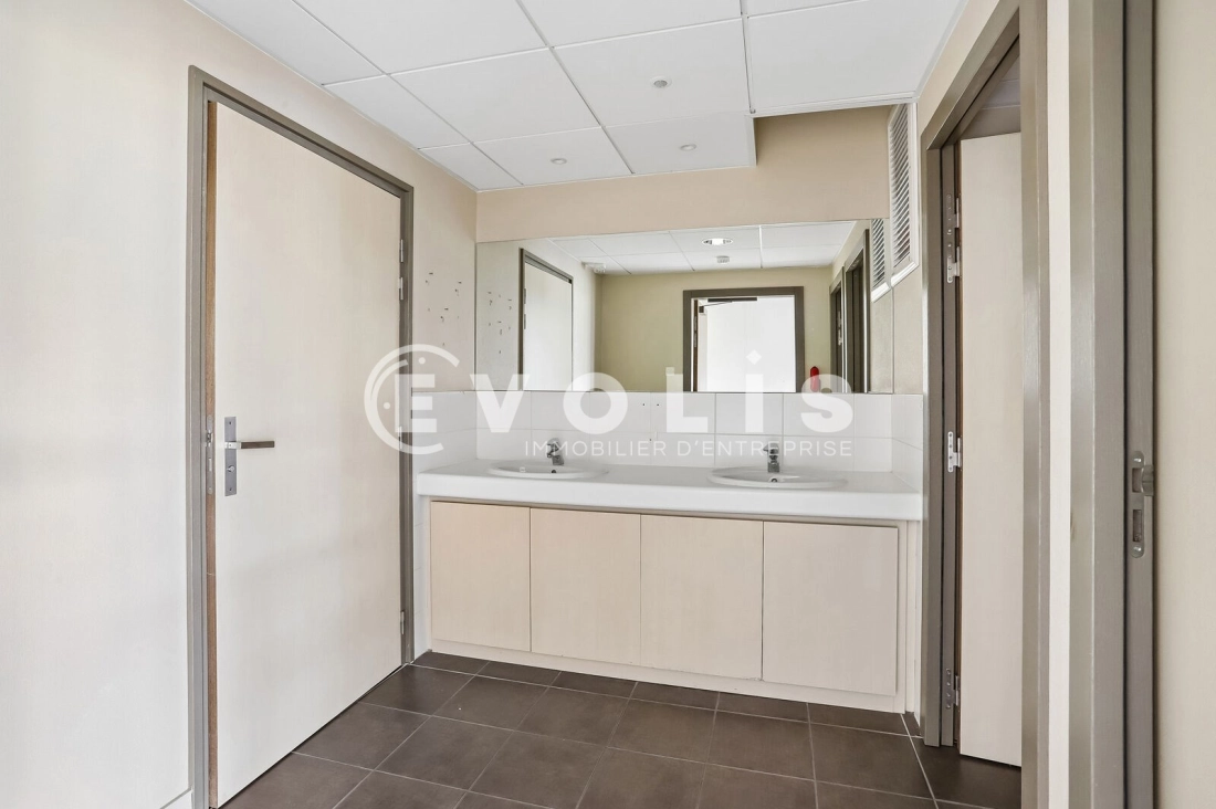 Photo 12 – location bureaux	LYON (69004)