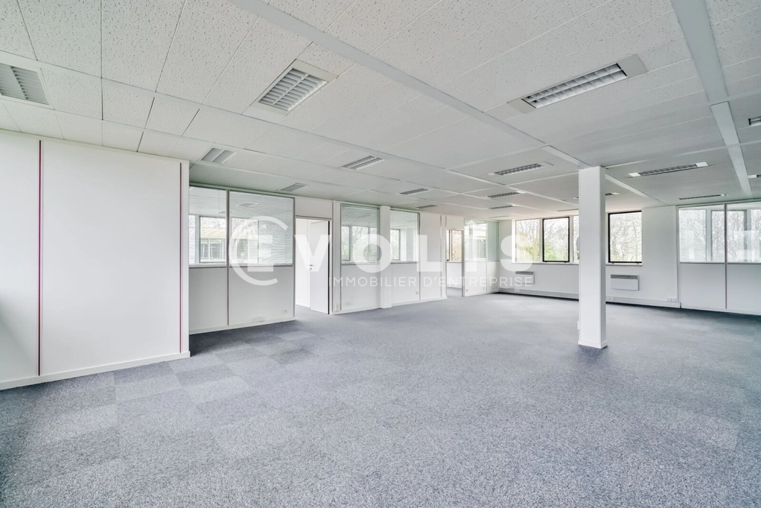 Photo 3 – location bureaux	SAINT THIBAULT DES VIGNES (77400)