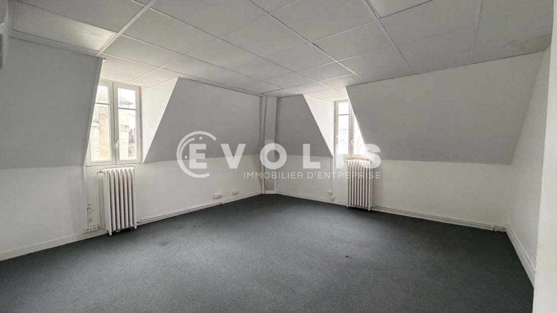 Photo 2 – location bureaux	PARIS (75002)