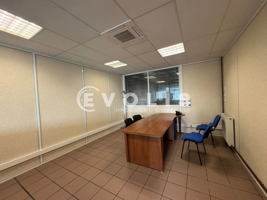 Photo 6 – vente Entrepôts / activités	BRETEUIL (60120)