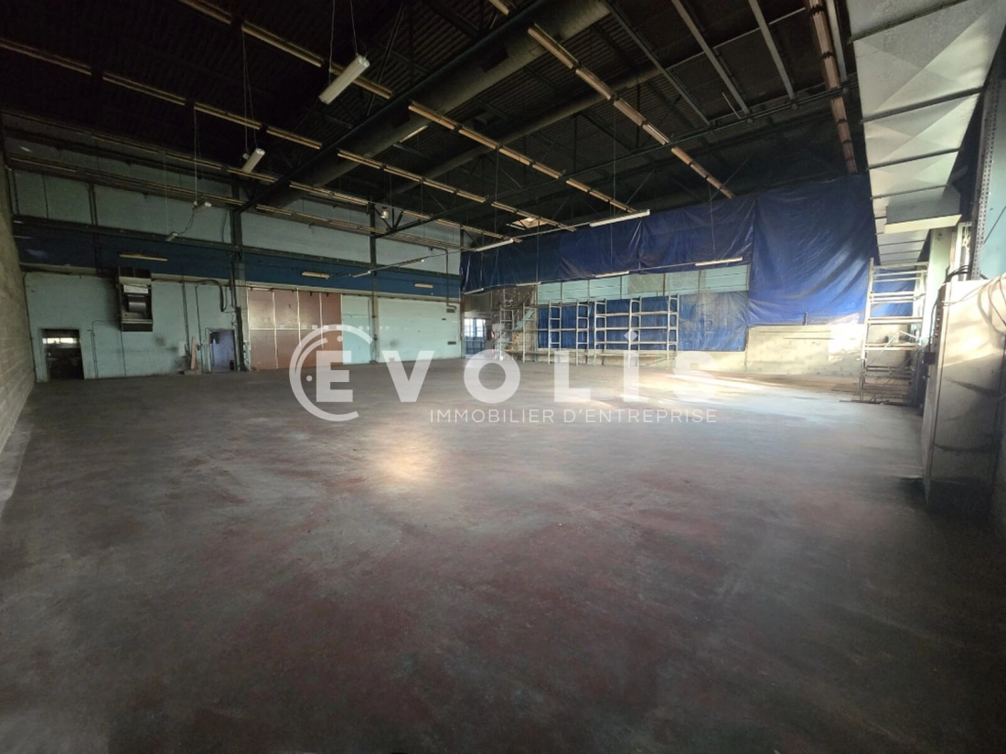 Photo 4 – location Entrepôts / activités	RIS ORANGIS (91130)