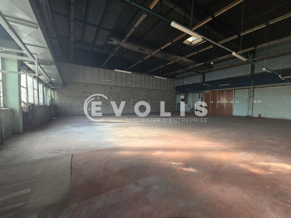 Photo 5 – location Entrepôts / activités	RIS ORANGIS (91130)