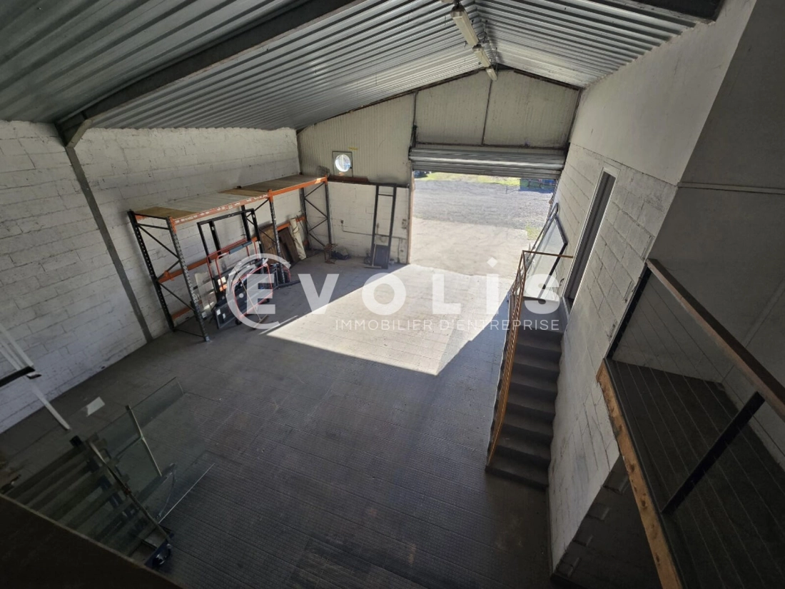 Photo 4 – location Entrepôts / activités	ANGERVILLE (91670)