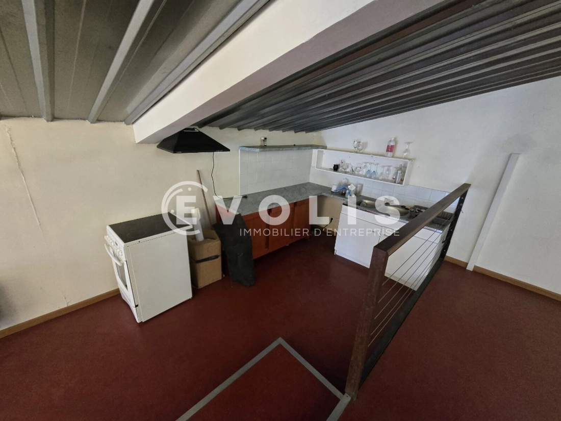 Photo 10 – location Entrepôts / activités	ANGERVILLE (91670)