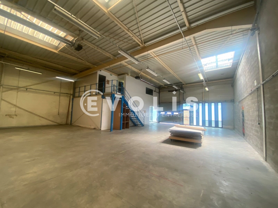 Photo 7 – location Entrepôts / activités	CHAMPIGNY SUR MARNE (94500)