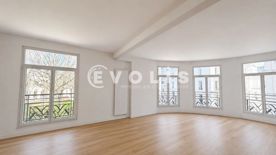 Photo 3 – vente bureaux	PARIS (75008)