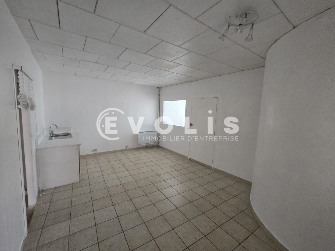 Photo 5 – location Locaux commerciaux	VERT LE GRAND (91810)