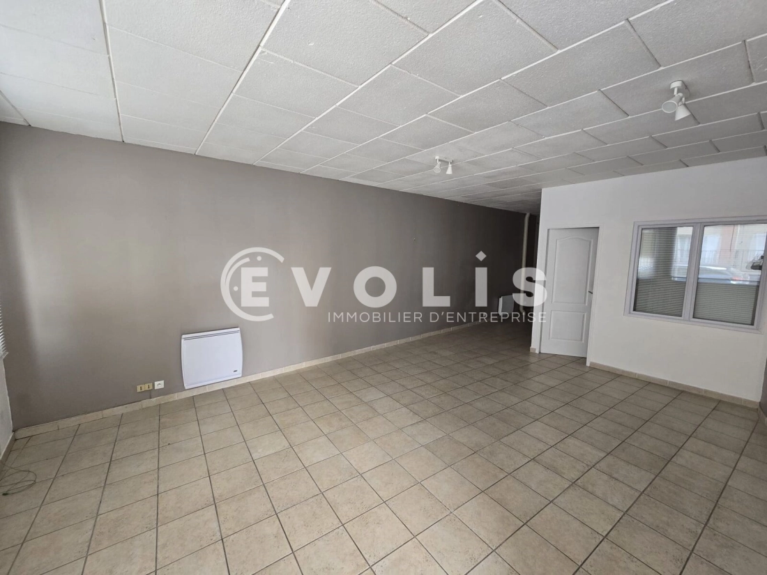 Photo 3 – location Locaux commerciaux	VERT LE GRAND (91810)