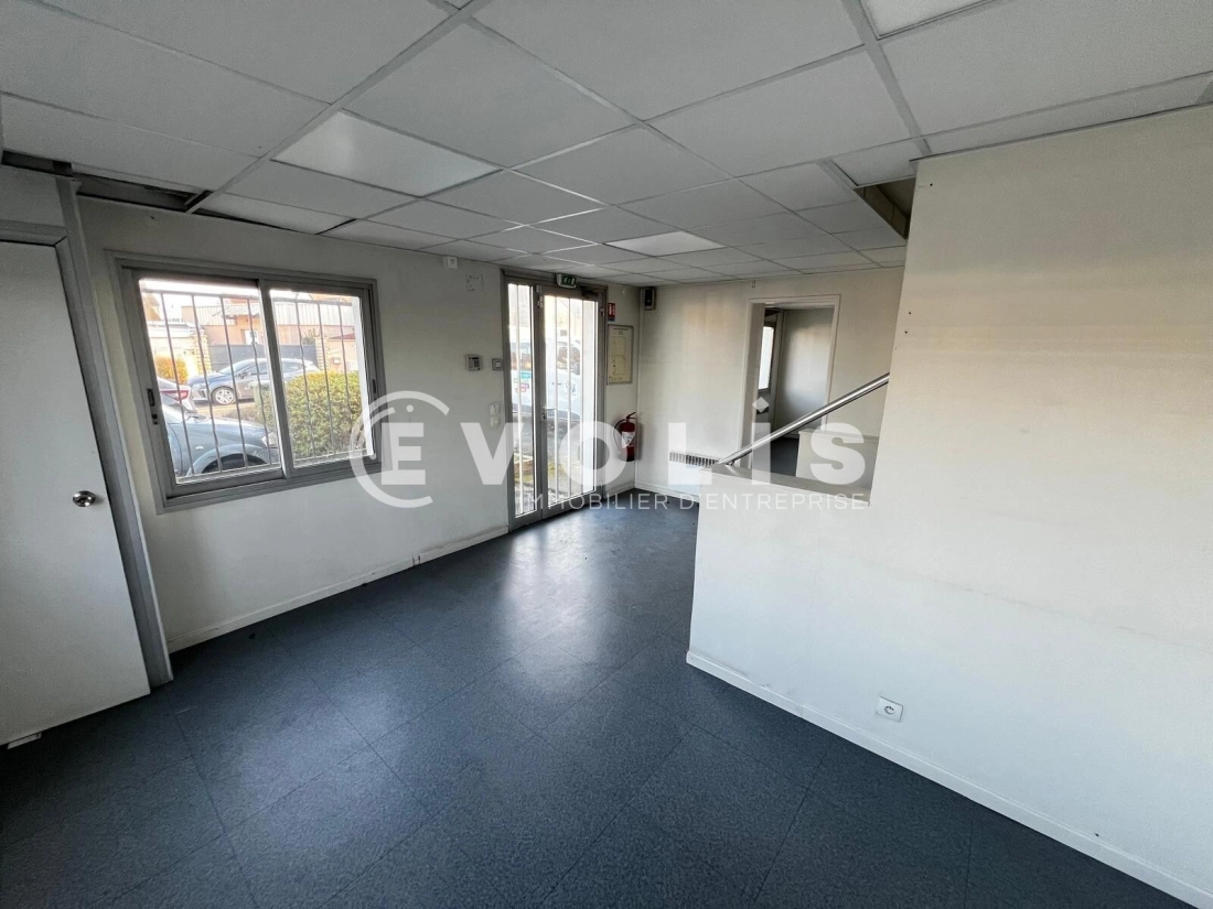 Photo 9 – location Entrepôts / activités	SAINT MICHEL SUR ORGE (91240)