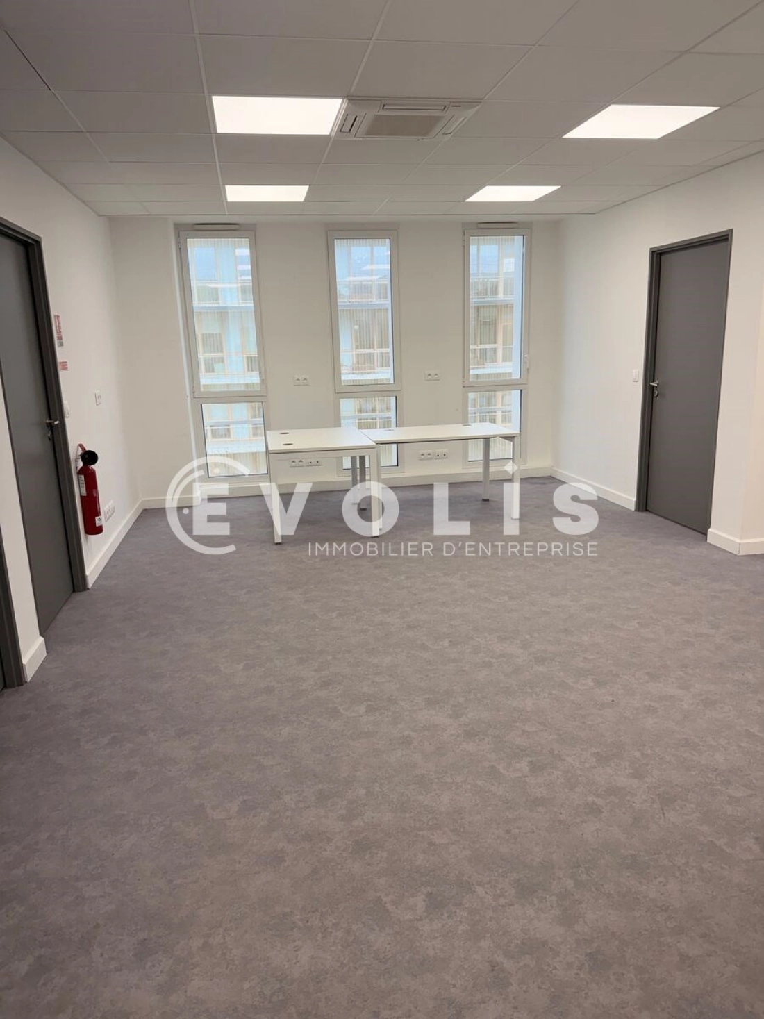 Photo 2 – location bureaux	AVIGNON (84000)