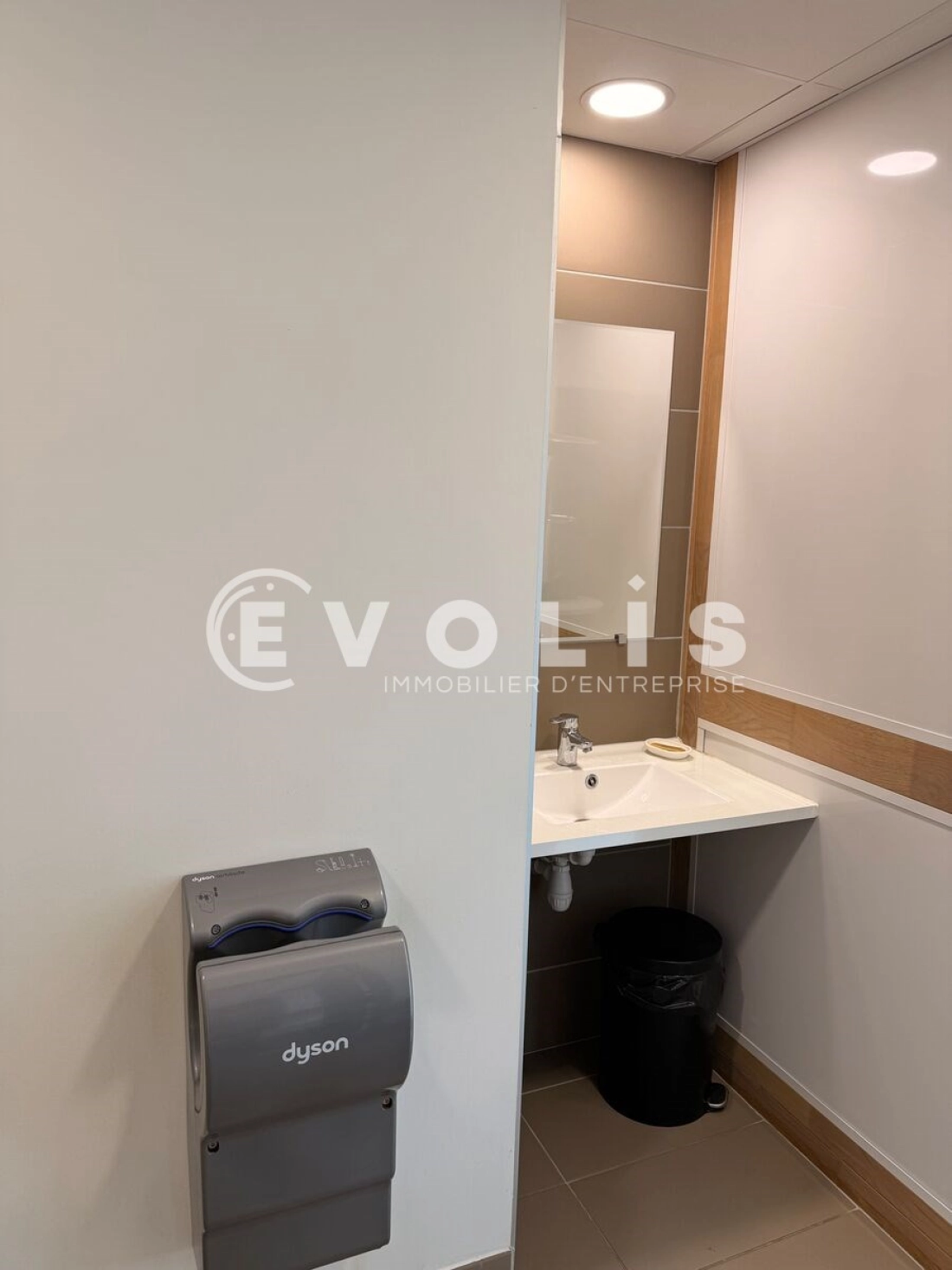 Photo 4 – location bureaux	AVIGNON (84000)