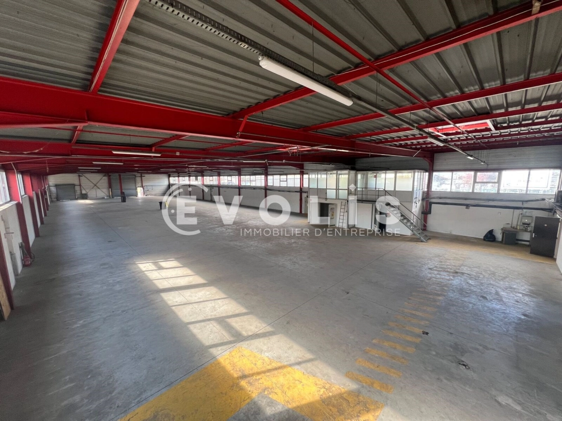 Photo 4 – location Entrepôts / activités	AULNAY SOUS BOIS (93600)