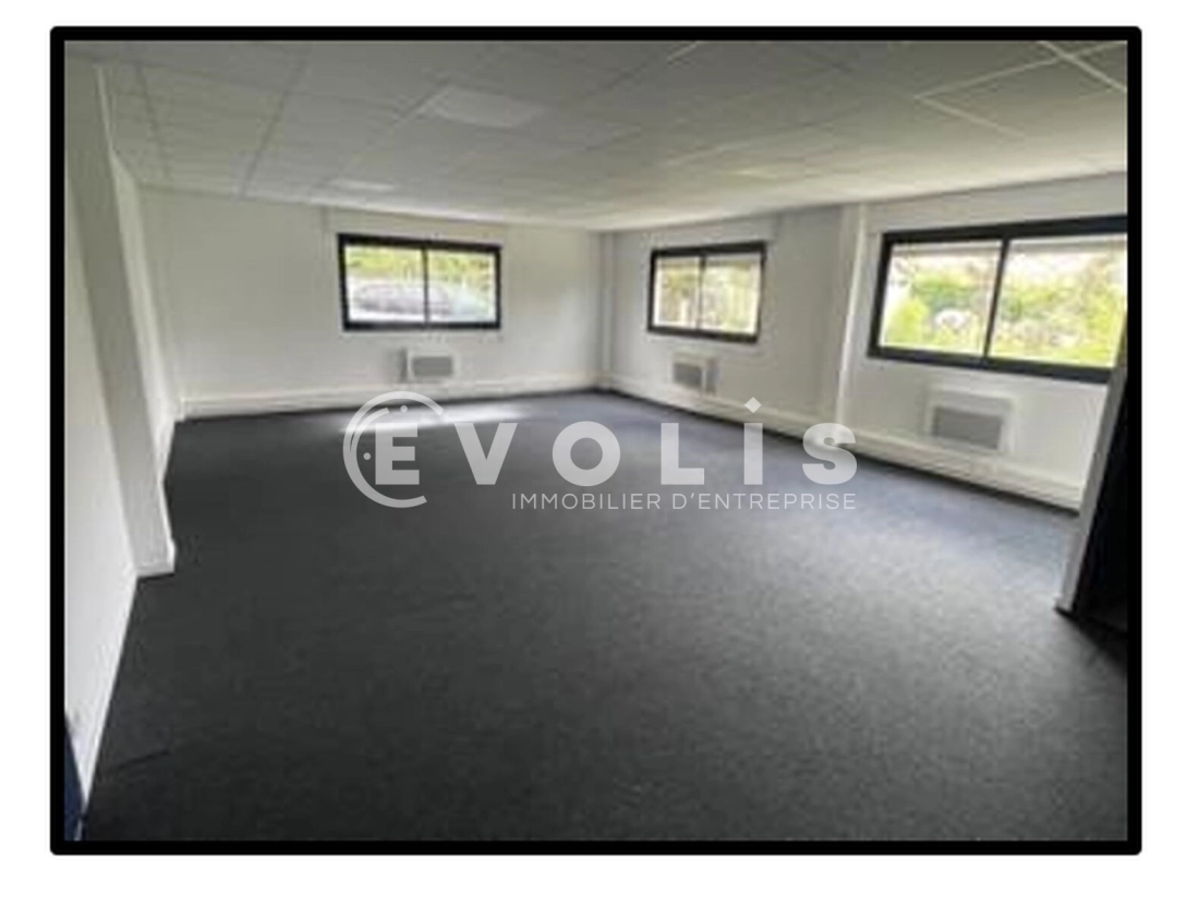 Photo 1 – location bureaux	TRESSES (33370)