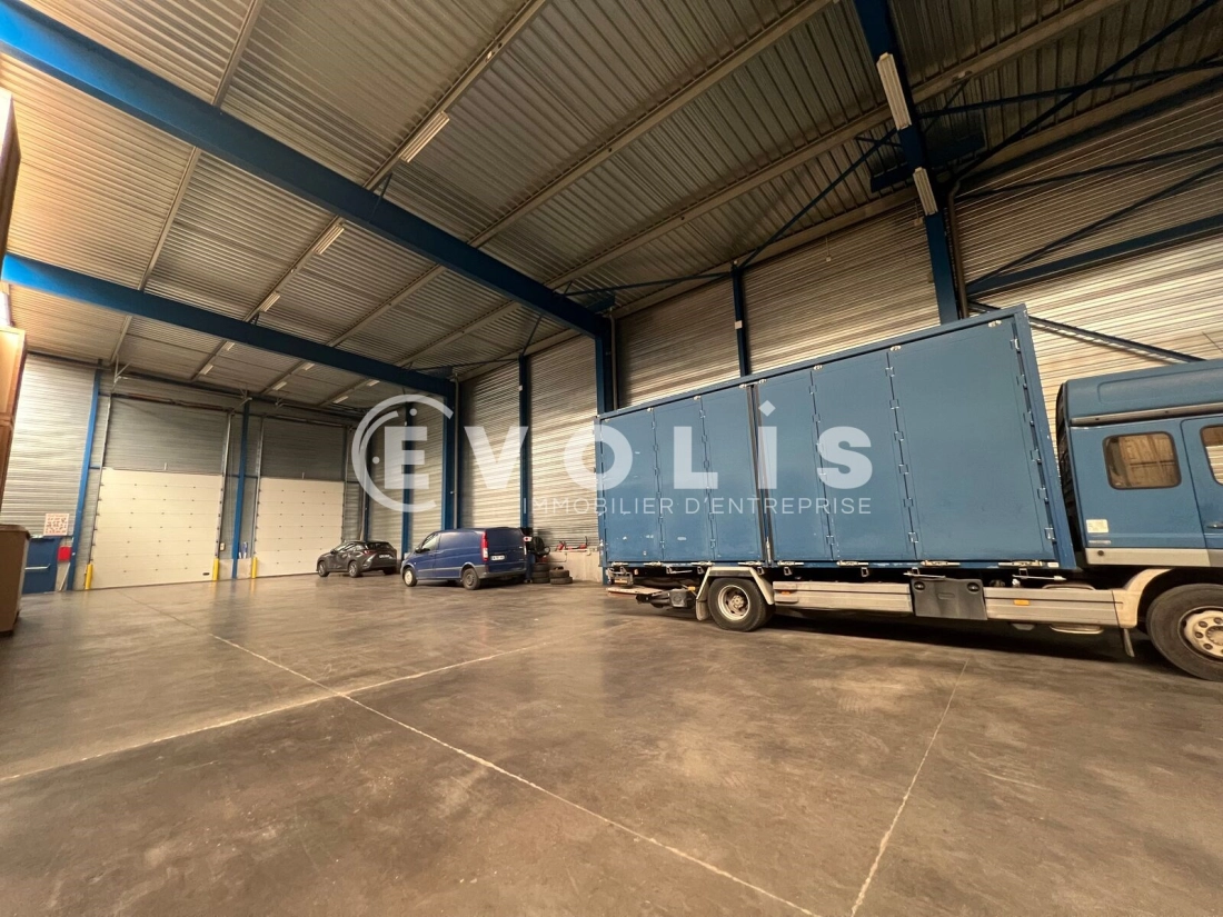 Photo 2 – location Entrepôts / activités	CROSNE (91560)