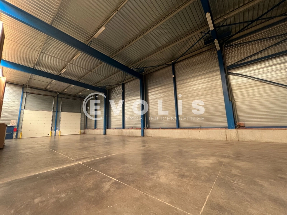 Photo 2 – location Entrepôts / activités	CROSNE (91560)