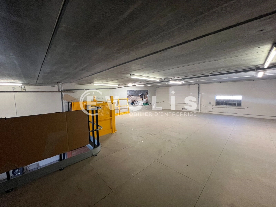 Photo 4 – location Entrepôts / activités	VILLEJUST (91140)