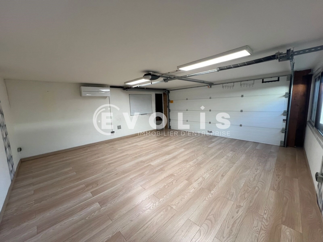 Photo 7 – location Entrepôts / activités	VILLEJUST (91140)